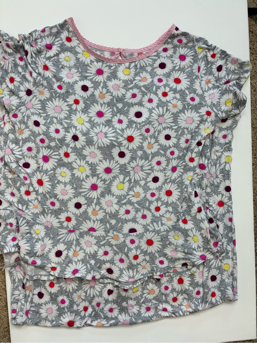 Cute PJ Set Short Sleeve Top & cropped long pants keeps you cool with pockets - Picture 2 of 11